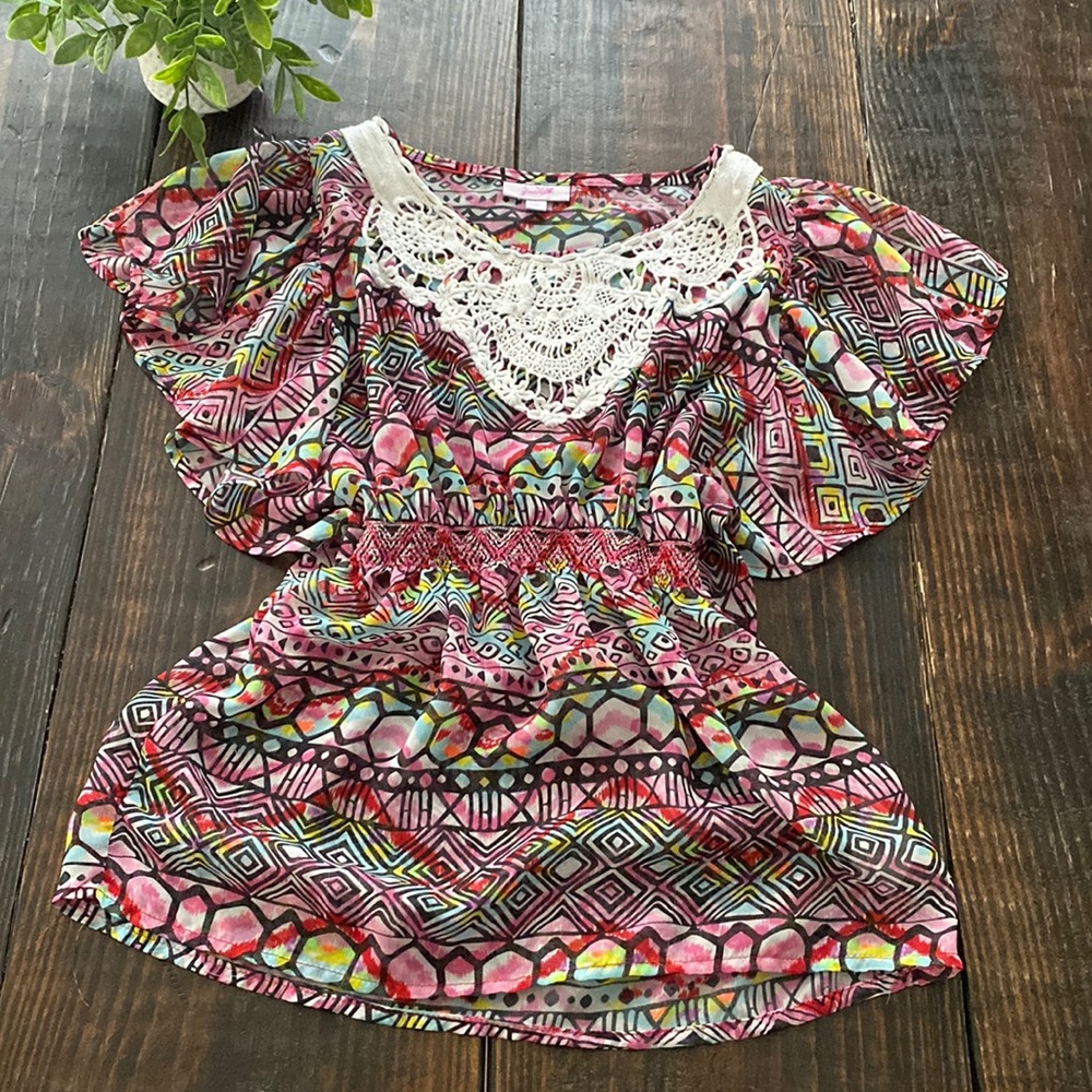 Girls Grane Sheer Blouse-Size MEDIUM